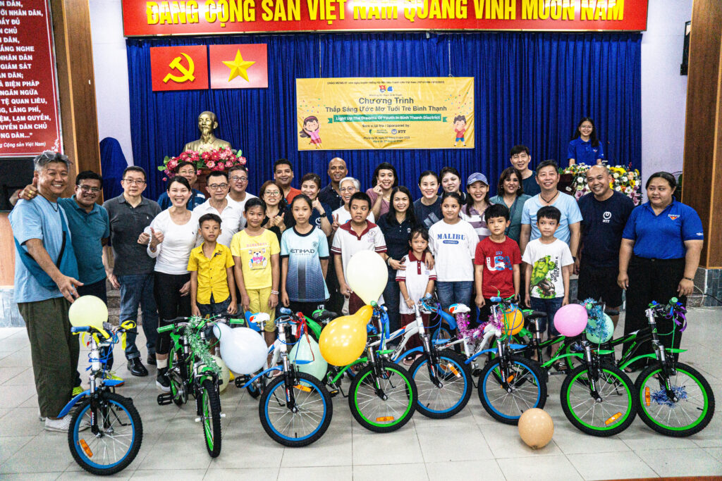 team building bike ho chi minh