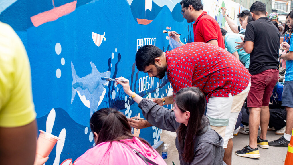 wall painting team building