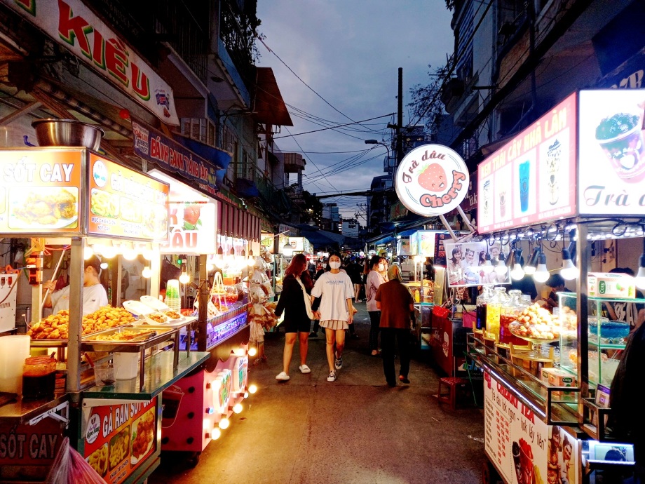 Ho Thi Ky flower market Ho Chi Minh city