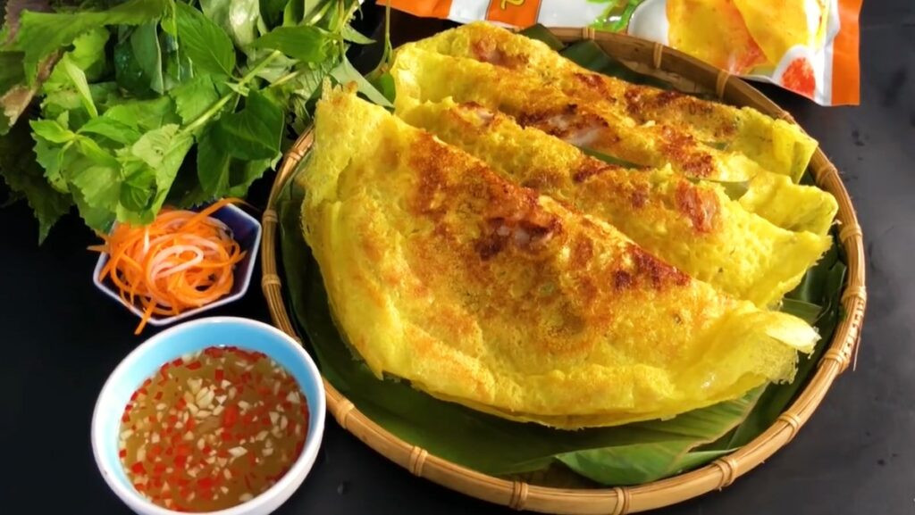 Street Food in Ho Chi Minh City 