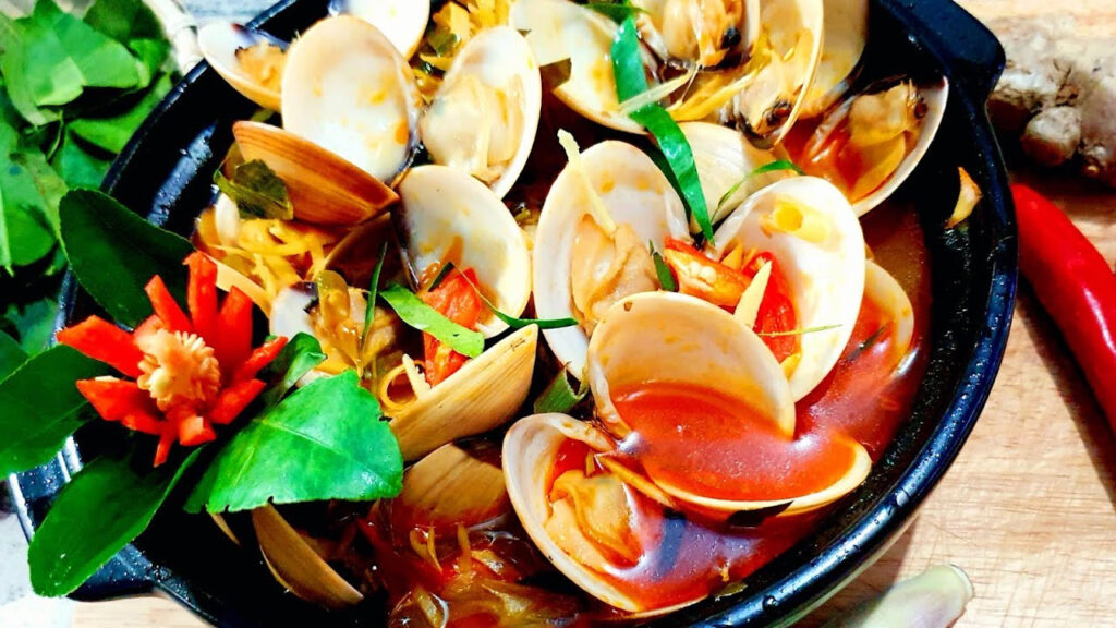 Street Food in Ho Chi Minh City 