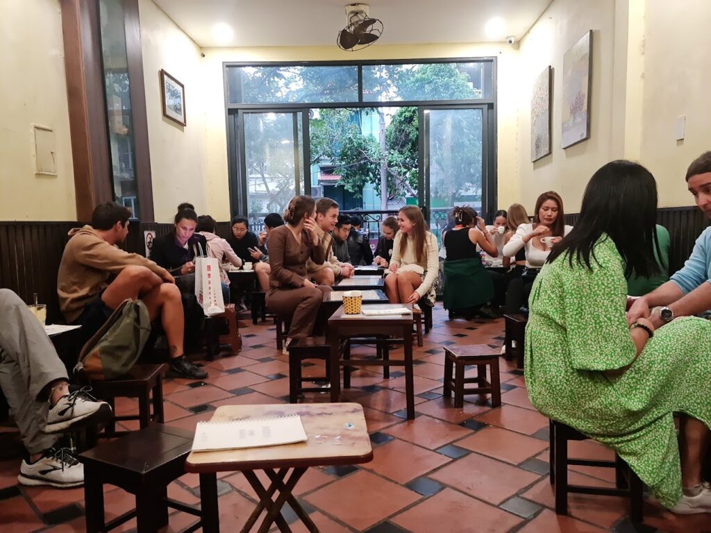 coffee giang hanoi space