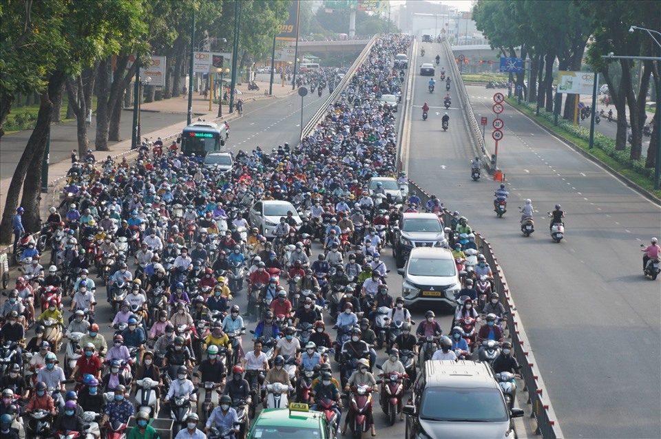 traffic tips in ho chi Minh city