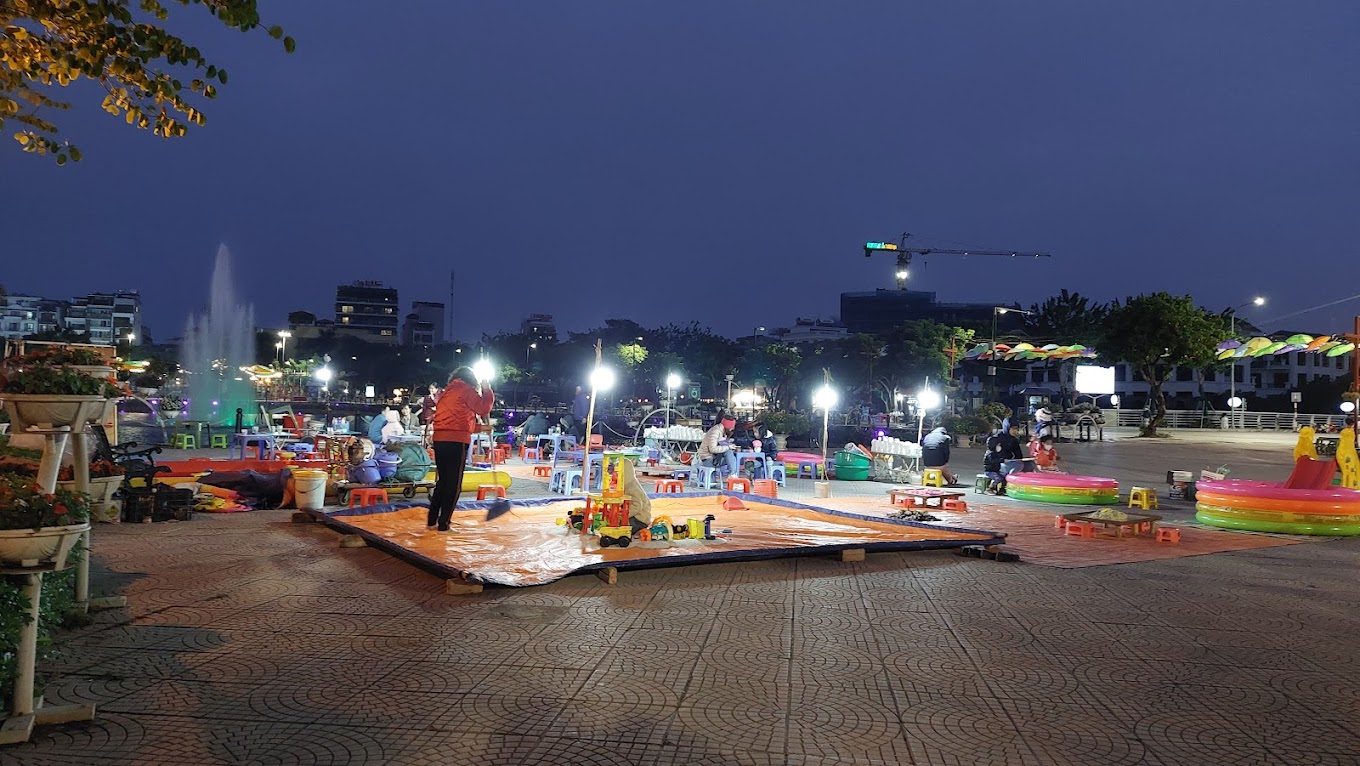 what to do in west lake ho tay hanoi