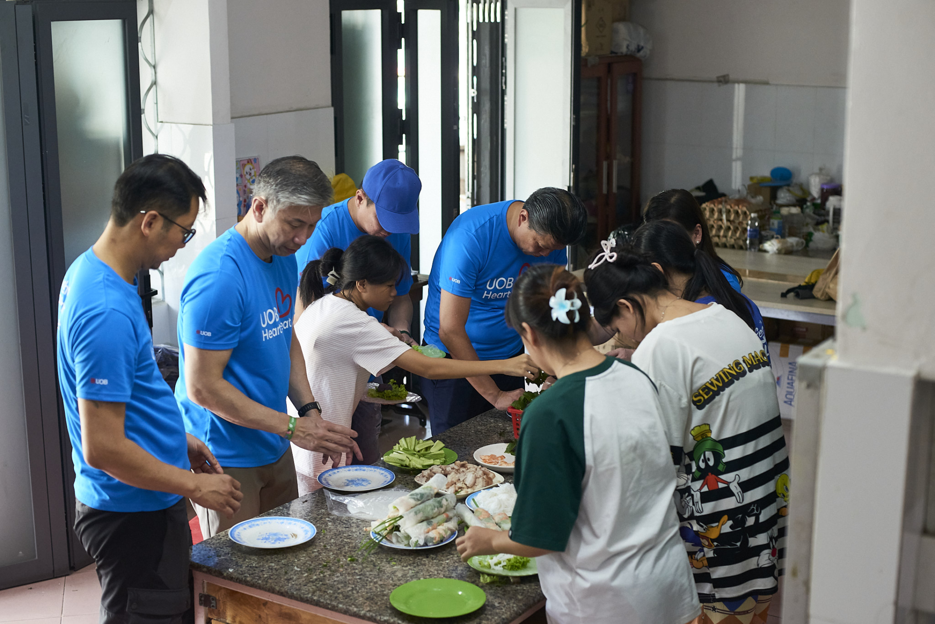 things to do in ho chi minh city at night