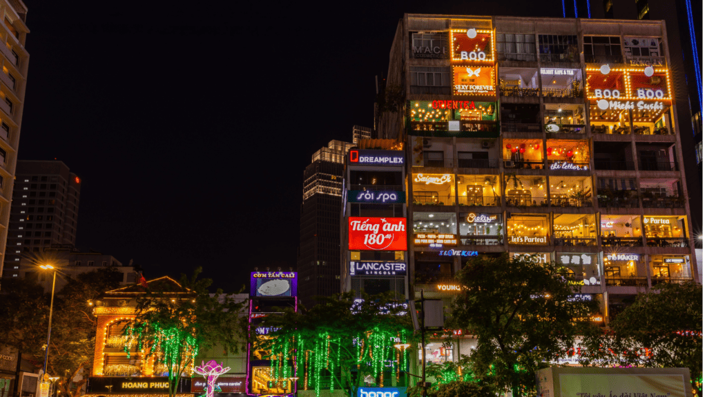 best things to do in ho chi minh city