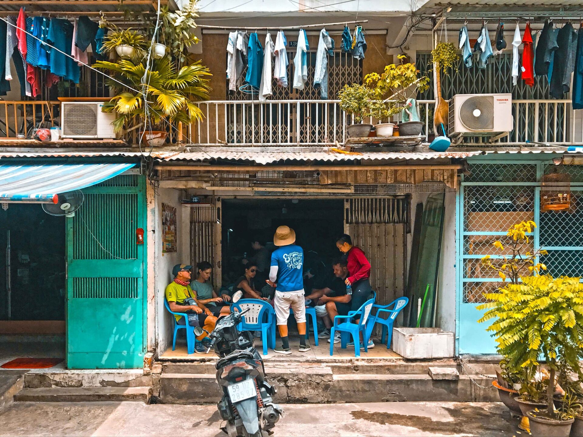 Saigon Off-the-Beaten Path: Ho Chi Minh City Cycling Tour - Image 35