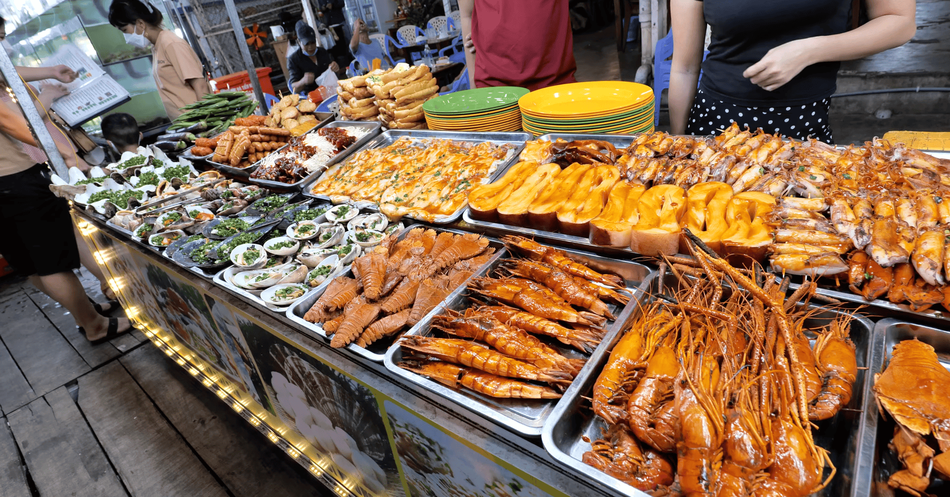 food to eat at phu quoc night market