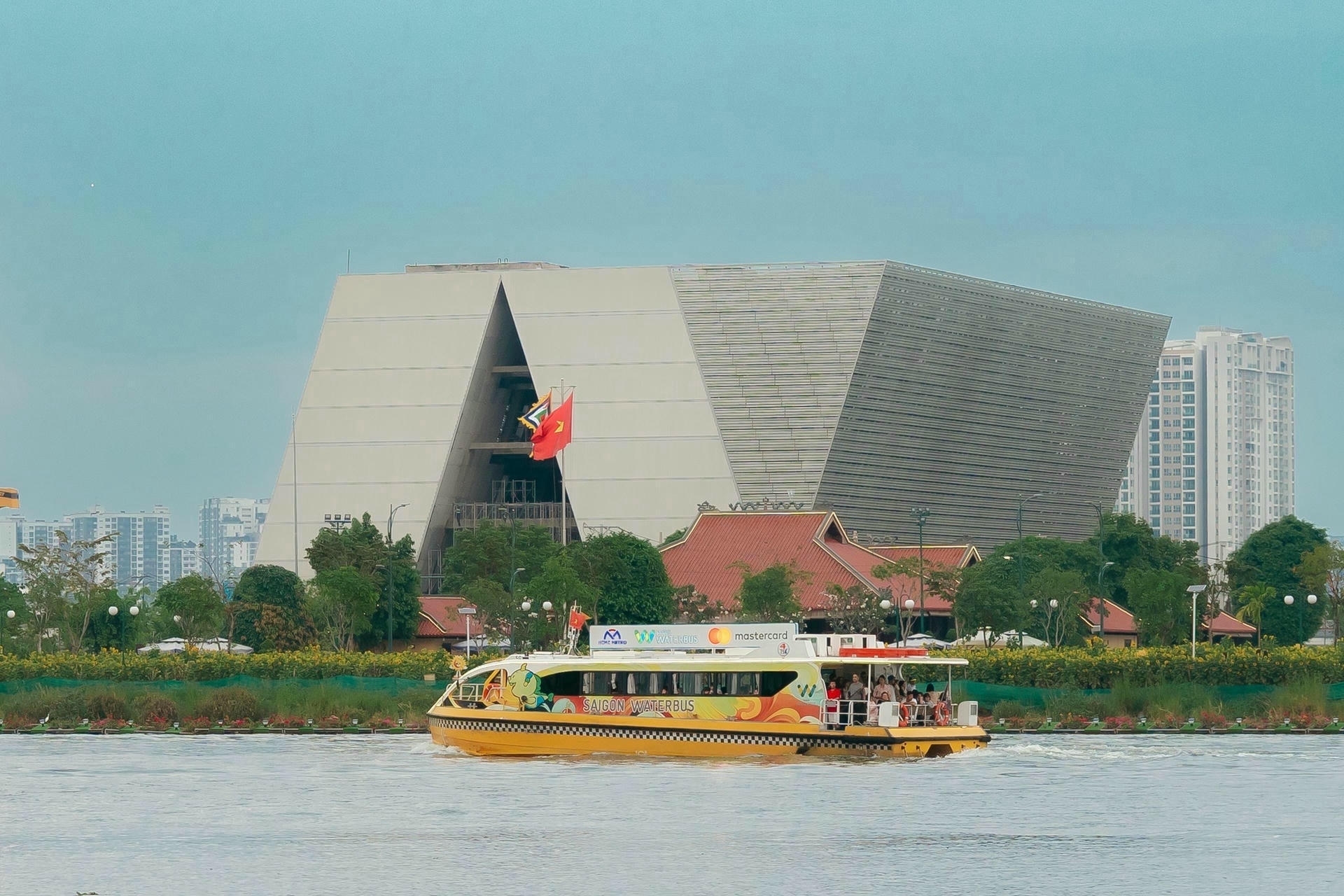 best time to visit ho chi minh