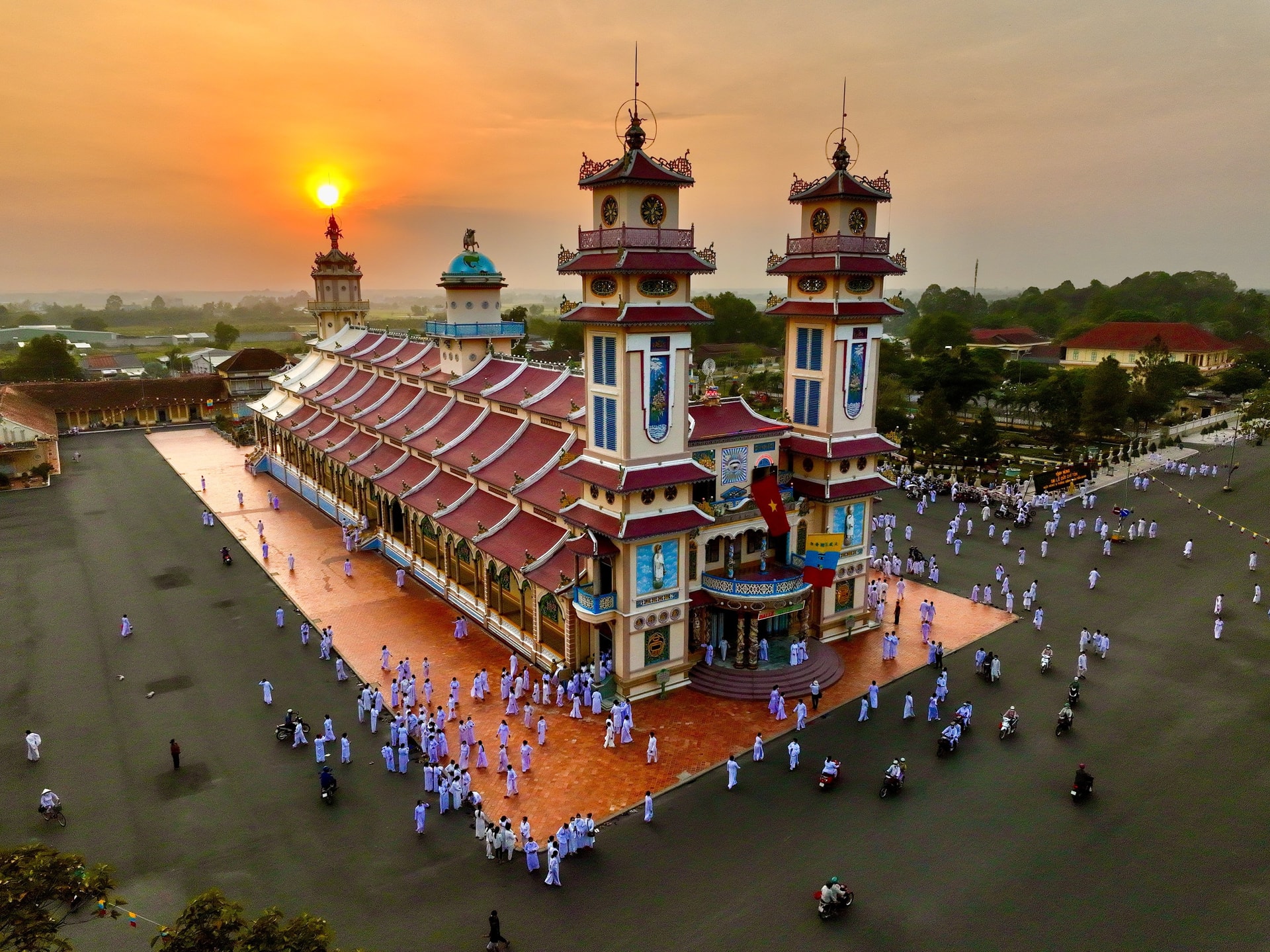cao dai temple