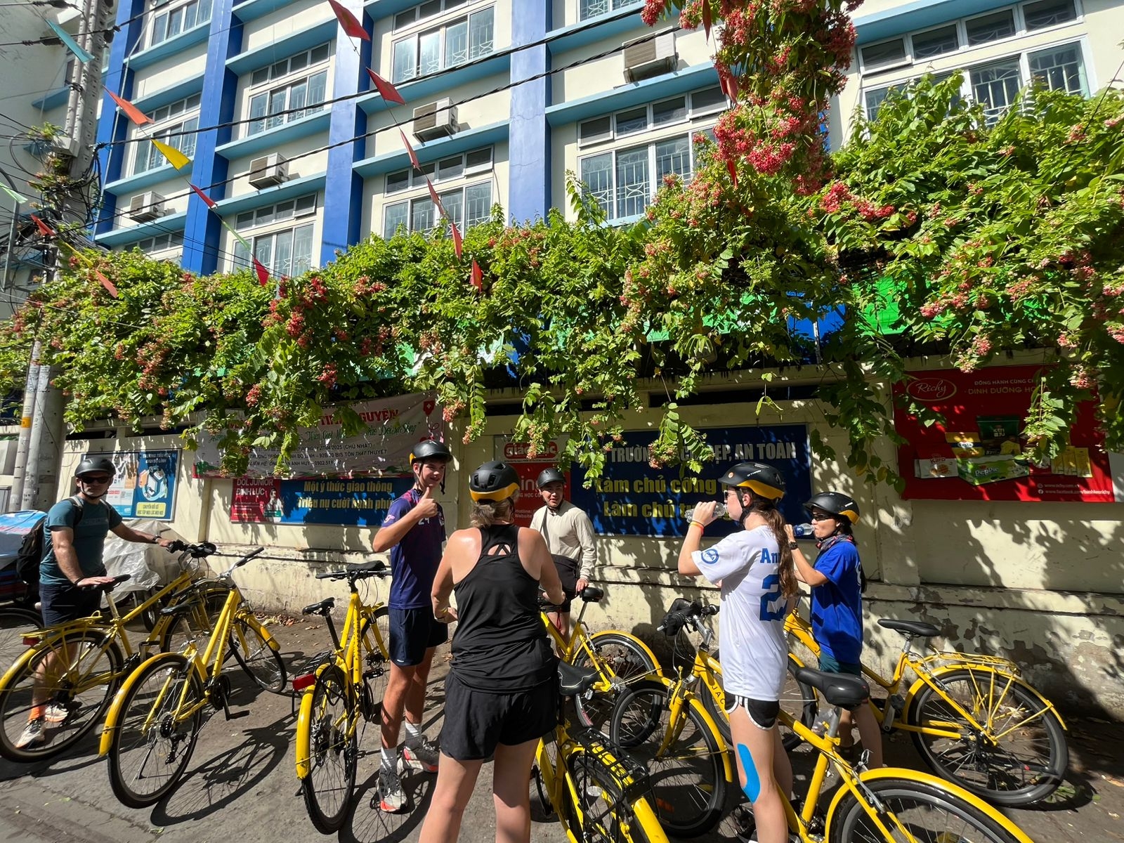 the challenge to cycling in Ho Chi Minh City